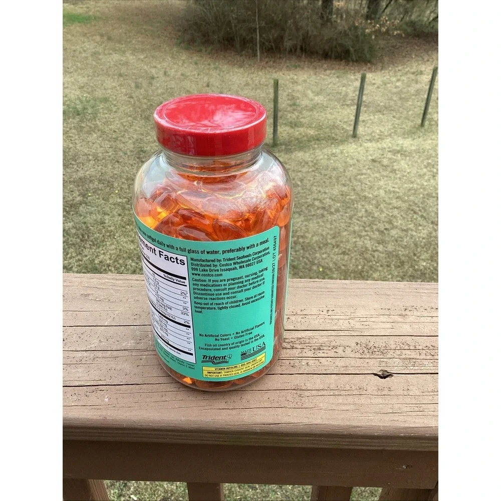 Kirkland signature wild alaskan fish oil 1400 mg 230 soft gel Exp 09/2027 Sealed